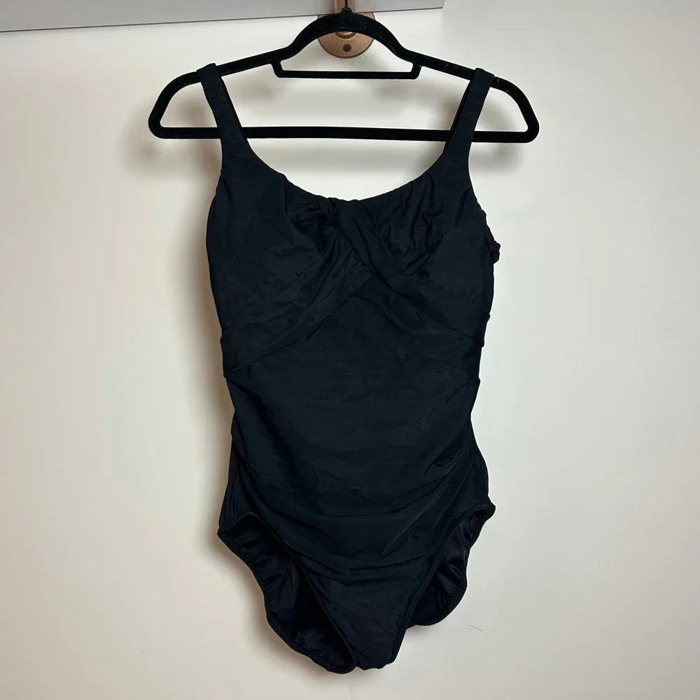 Lands End Womens Black Twist Front Ruched One‎ Piece Swimsuit Size 14